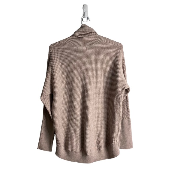 Cynthia Rowley Active Women's Dusty Pink Waffle Knit Top - Picture 6 of 6